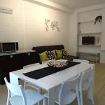 Design & Fashion District Daire